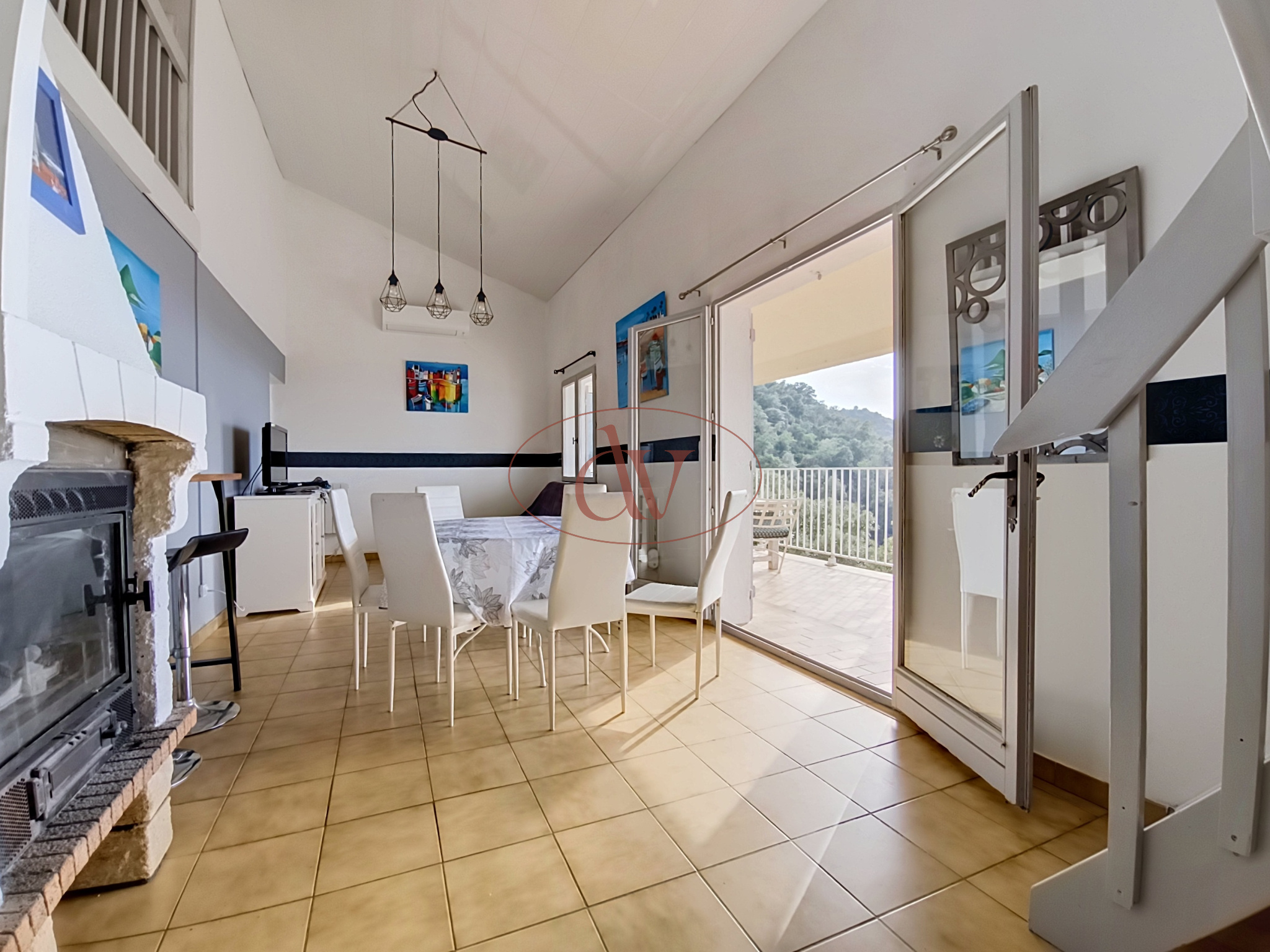 Villa 4 faces avec vue imprenable et appartement T3 indépend